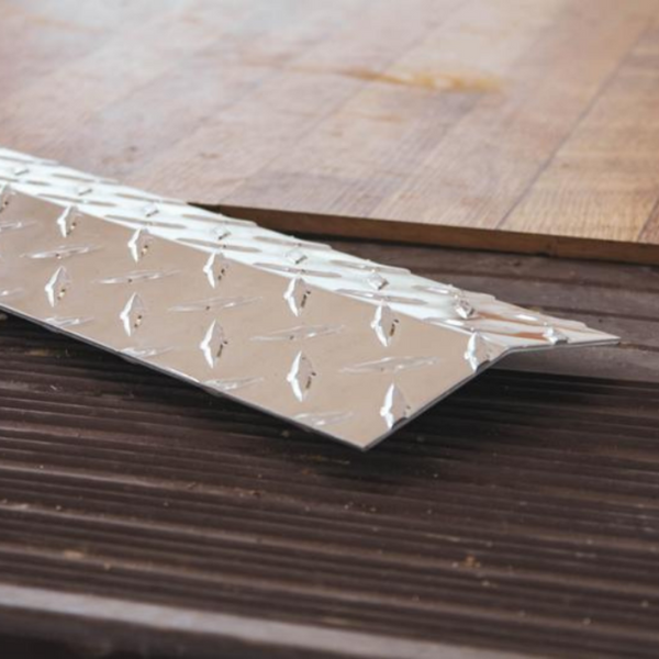 Aluminum Floor Transition Strips | Diamond Plate & Smooth | Tread-Ware